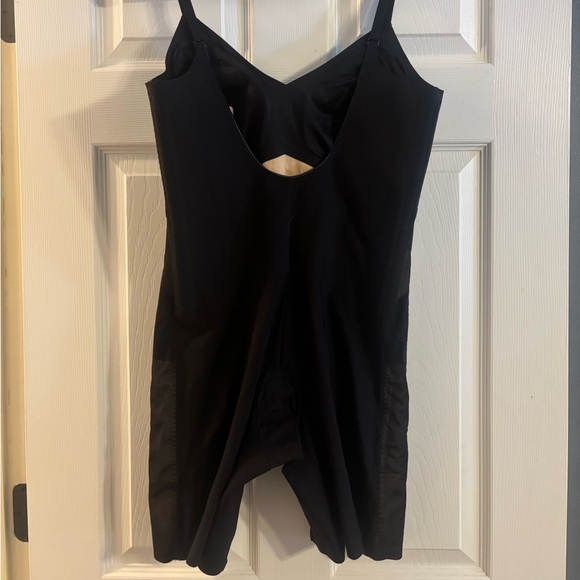 Honeylove “Runway” Mid Thigh Bodysuit NWT 1X - Picture 7 of 8